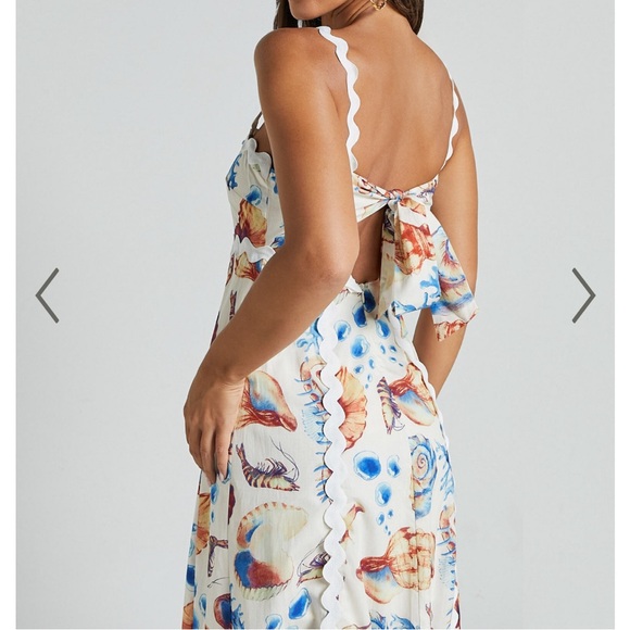 SHOWPO LANI MAXI DRESS - WAVY STRAP & NECK A LINE DRESS IN BLUE AND YELLOW PRINT - Picture 2 of 3